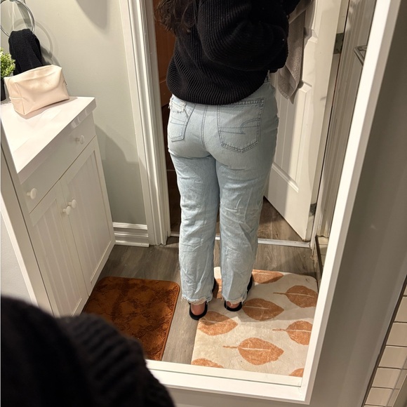 AE Jeans - Picture 3 of 3